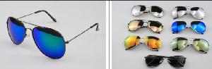Metal Unisex Aviator Style Black Frame Sunglasses